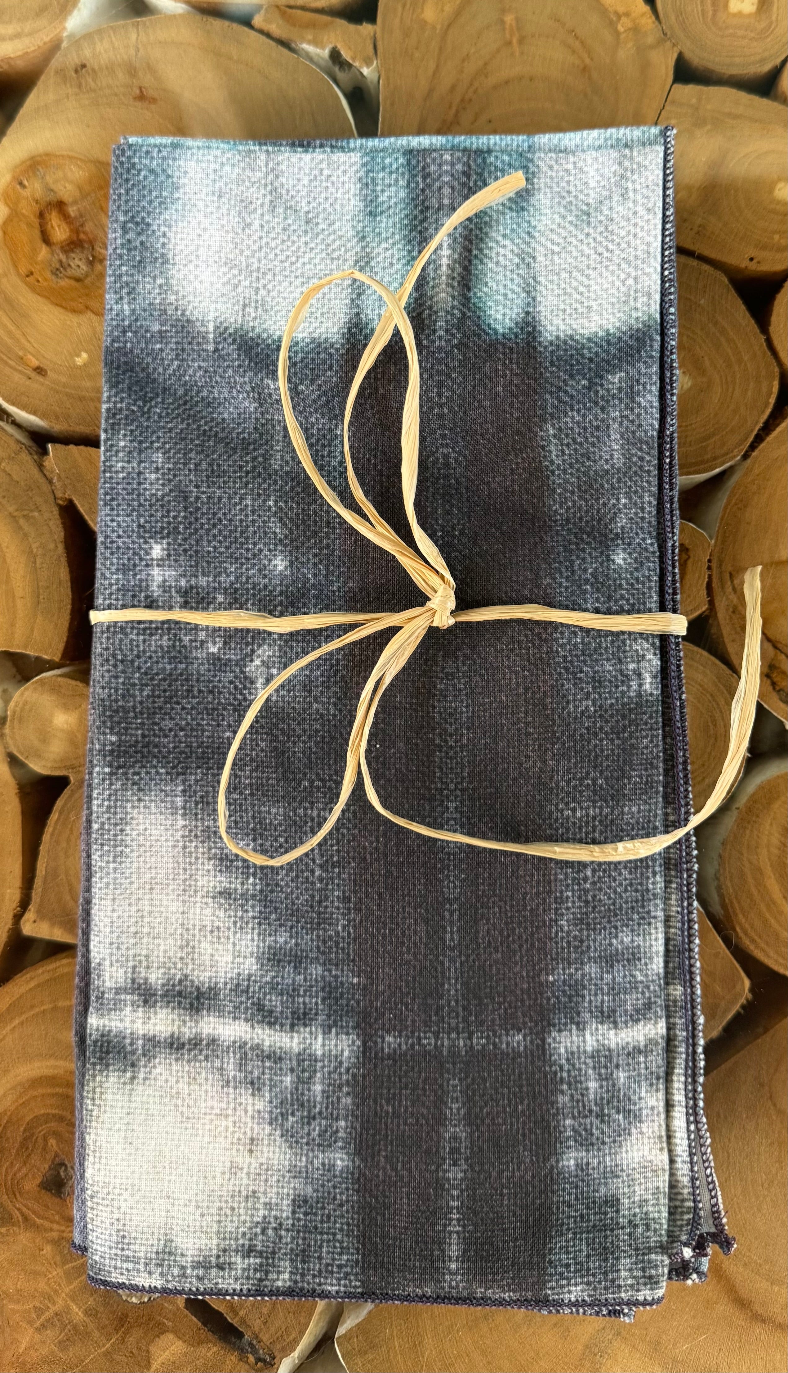 Liz Hodder Hand-Sewn Cloth Dinner Napkins